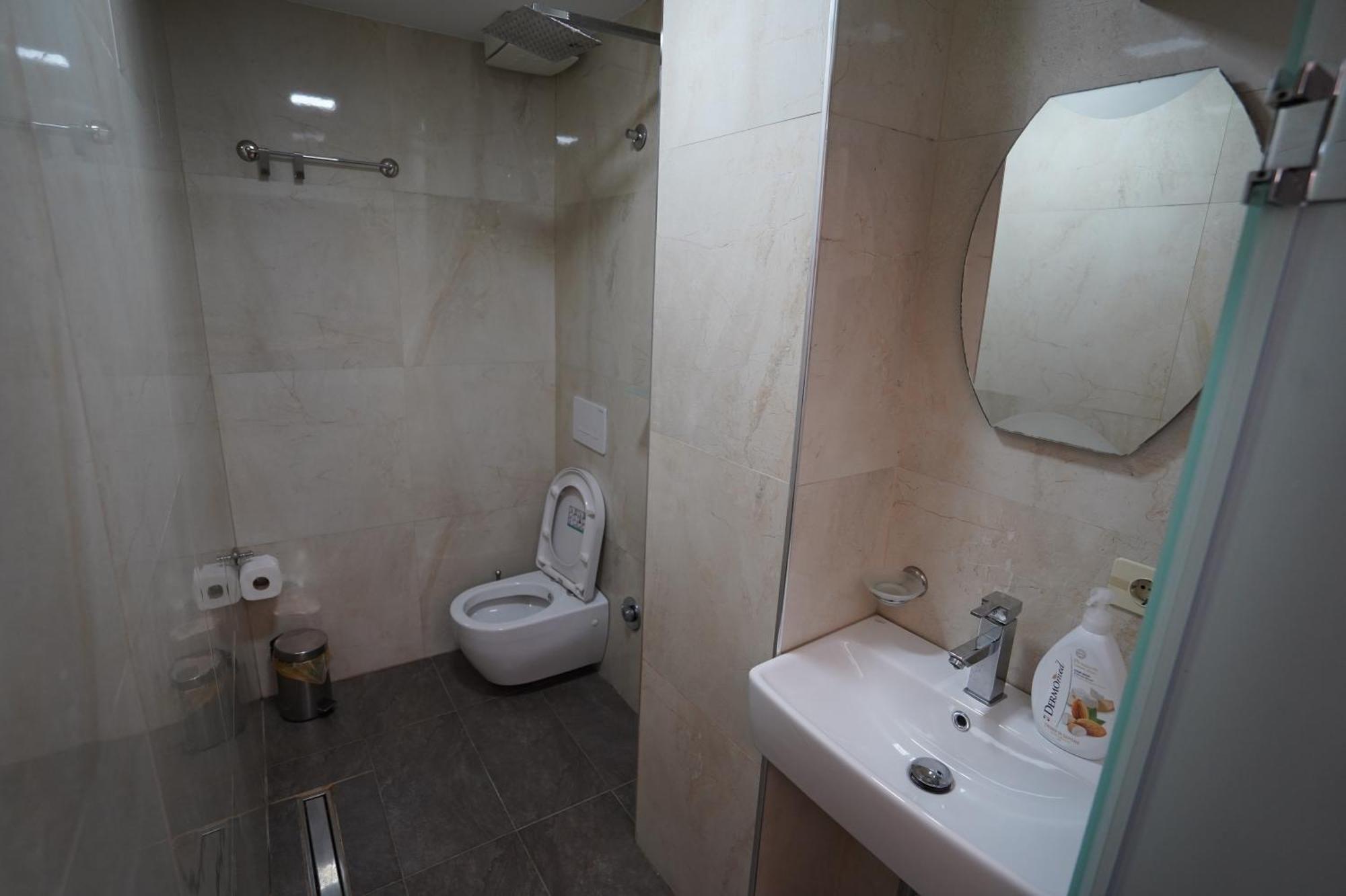 Hotel Driti New Bazaar Tiranë Luaran gambar